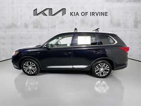 Used 2016 Mitsubishi Outlander GT image 4