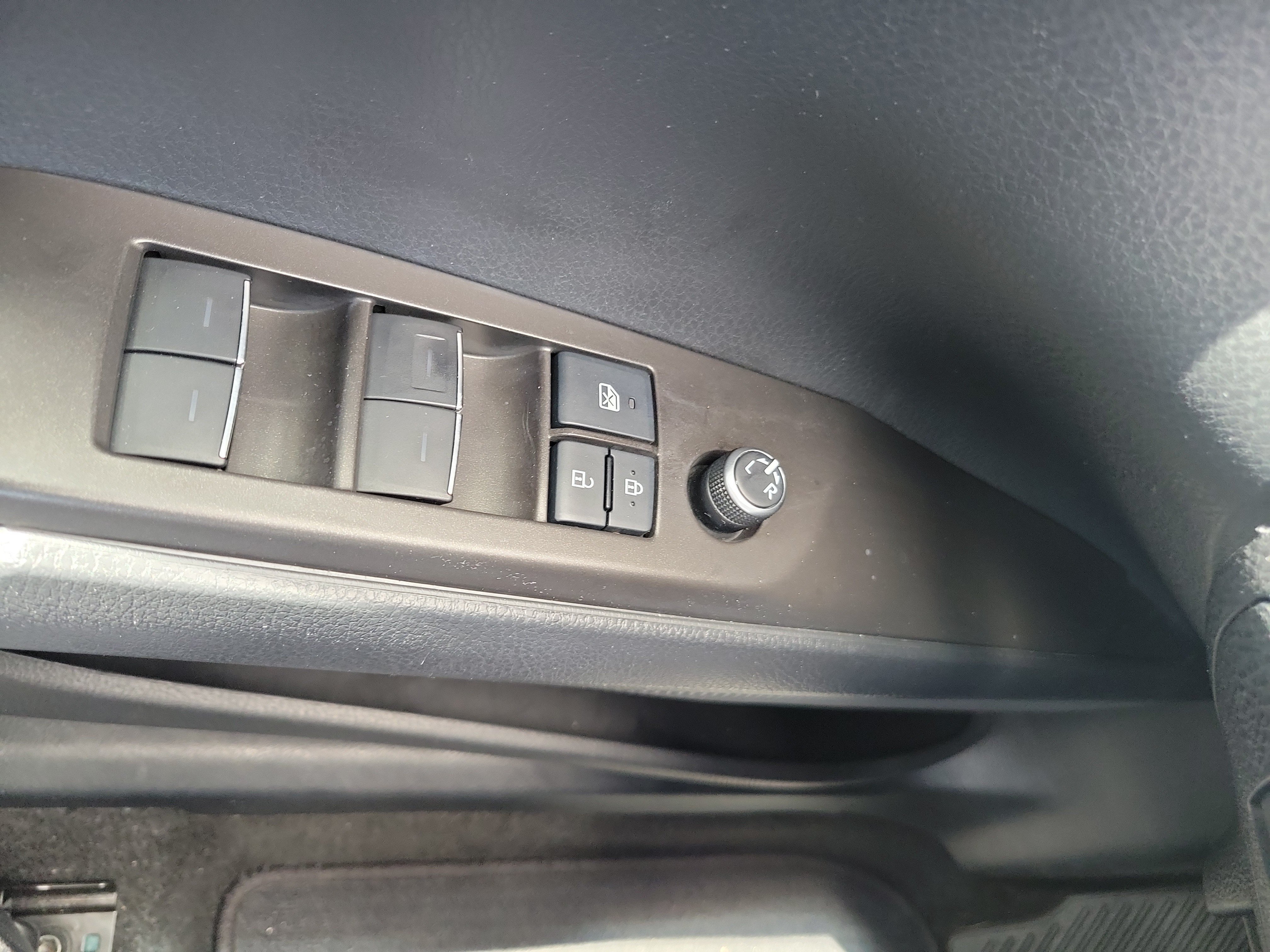 Used 2021 Toyota Camry XSE AWD/4WD image 22