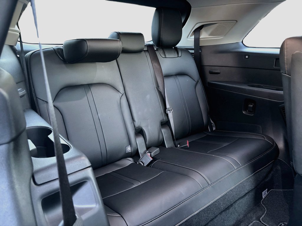 Certified 2024 MAZDA CX-90 Plug-In Hybrid w/ Premium Pkg AWD/4WD image 29