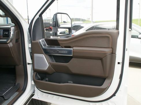 New 2025 Ford F250 King Ranch w/ Chrome Package image 44