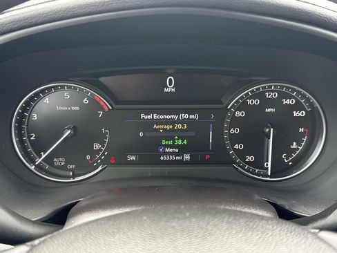 Used 2023 Cadillac XT4 Premium Luxury image 17