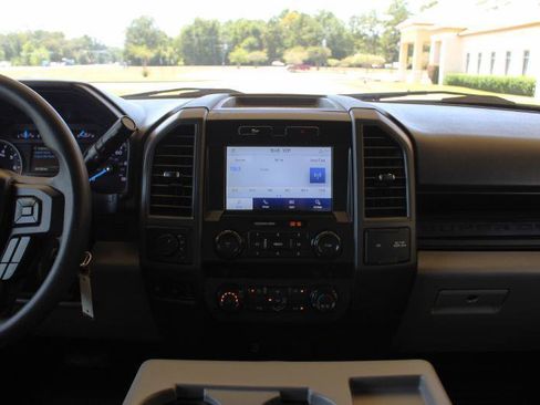 Used 2022 Ford F250 XL w/ Power Equipment Group AWD/4WD image 35