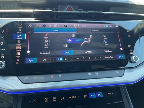 New 2025 Jeep Wagoneer S Launch Edition image 24