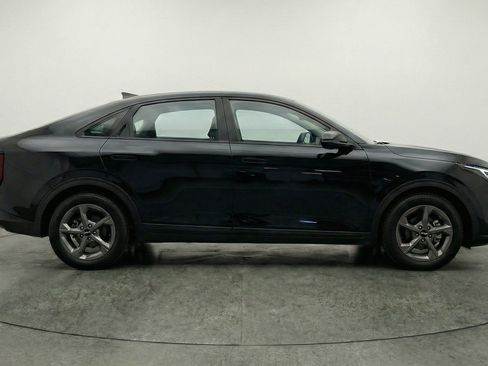 Used 2025 Kia K4 LXS FWD image 11