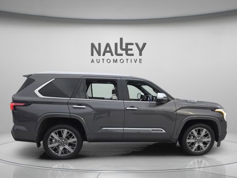 Used 2025 Toyota Sequoia Capstone image 6