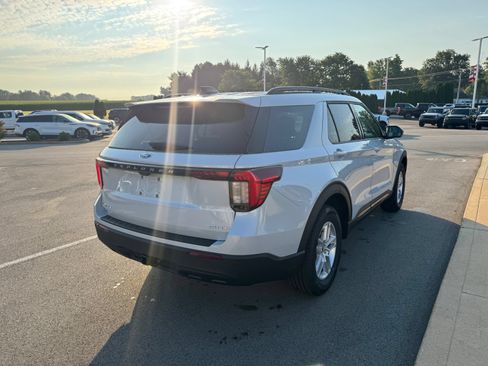New 2026 Ford Explorer Active AWD/4WD image 7