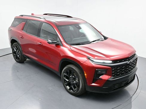 Used 2024 Chevrolet Traverse RS w/ LPO, Floor Liner Package image 40