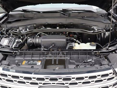 Used 2024 Ford Explorer Limited image 22