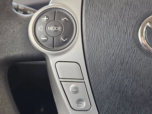 Used 2015 Toyota Prius Two image 11