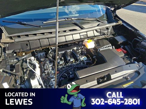 Used 2025 Nissan Pathfinder SV w/ SV Premium Package image 27