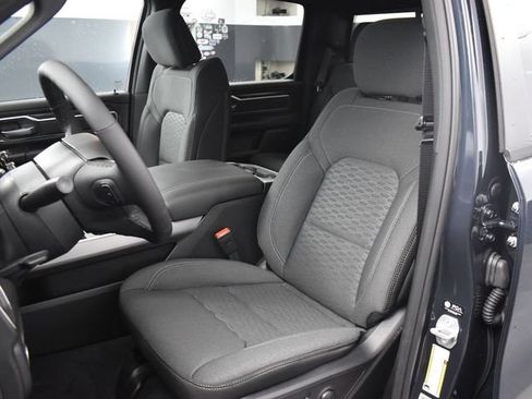 New 2026 RAM 1500 Big Horn AWD/4WD image 15