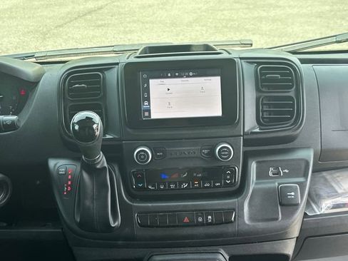 Used 2023 RAM ProMaster 2500 FWD image 18
