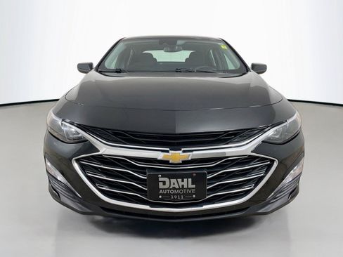 Used 2024 Chevrolet Malibu LT FWD image 3