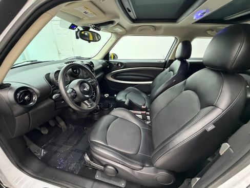 Used 2015 MINI Cooper Paceman FWD image 14