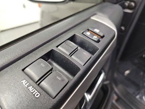 Used 2014 Toyota 4Runner SR5 image 13