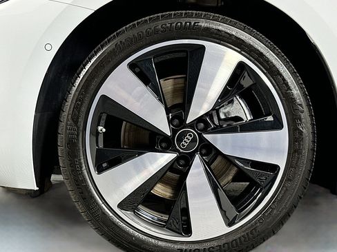 Used 2025 Audi A5 2.0T Prestige w/ 19" Wheel Package AWD/4WD image 11