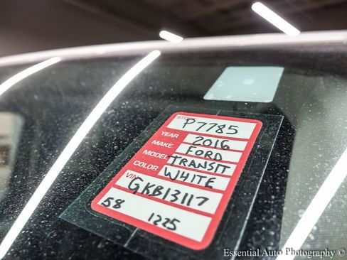 Used 2016 Ford Transit 150 XL image 30