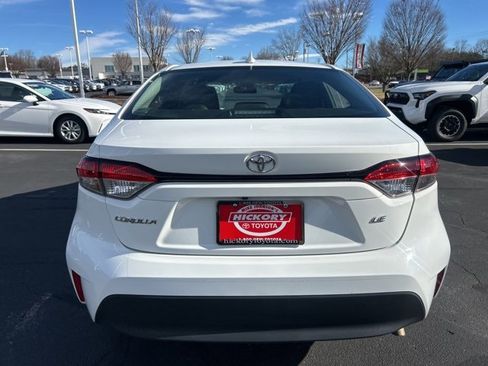 Used 2024 Toyota Corolla LE image 6