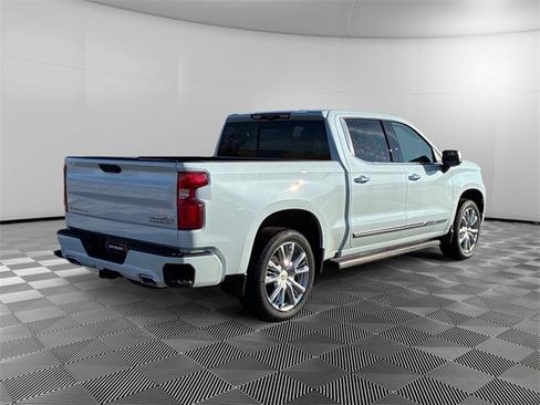 New 2026 Chevrolet Silverado 1500 High Country image 3