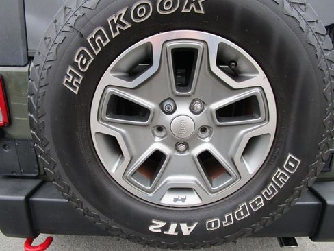 Used 2015 Jeep Wrangler Rubicon w/ Dual Top Group image 5