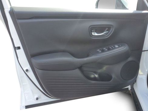 New 2027 Honda HR-V EX-L image 10