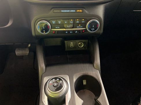 Used 2025 Ford Escape ST-Line Select image 30