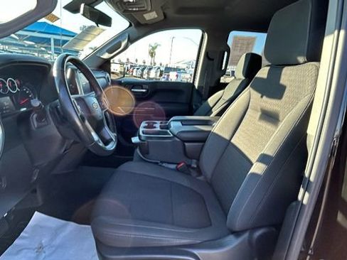 Used 2022 Chevrolet Silverado 1500 LT w/ Bed Protection Package image 17