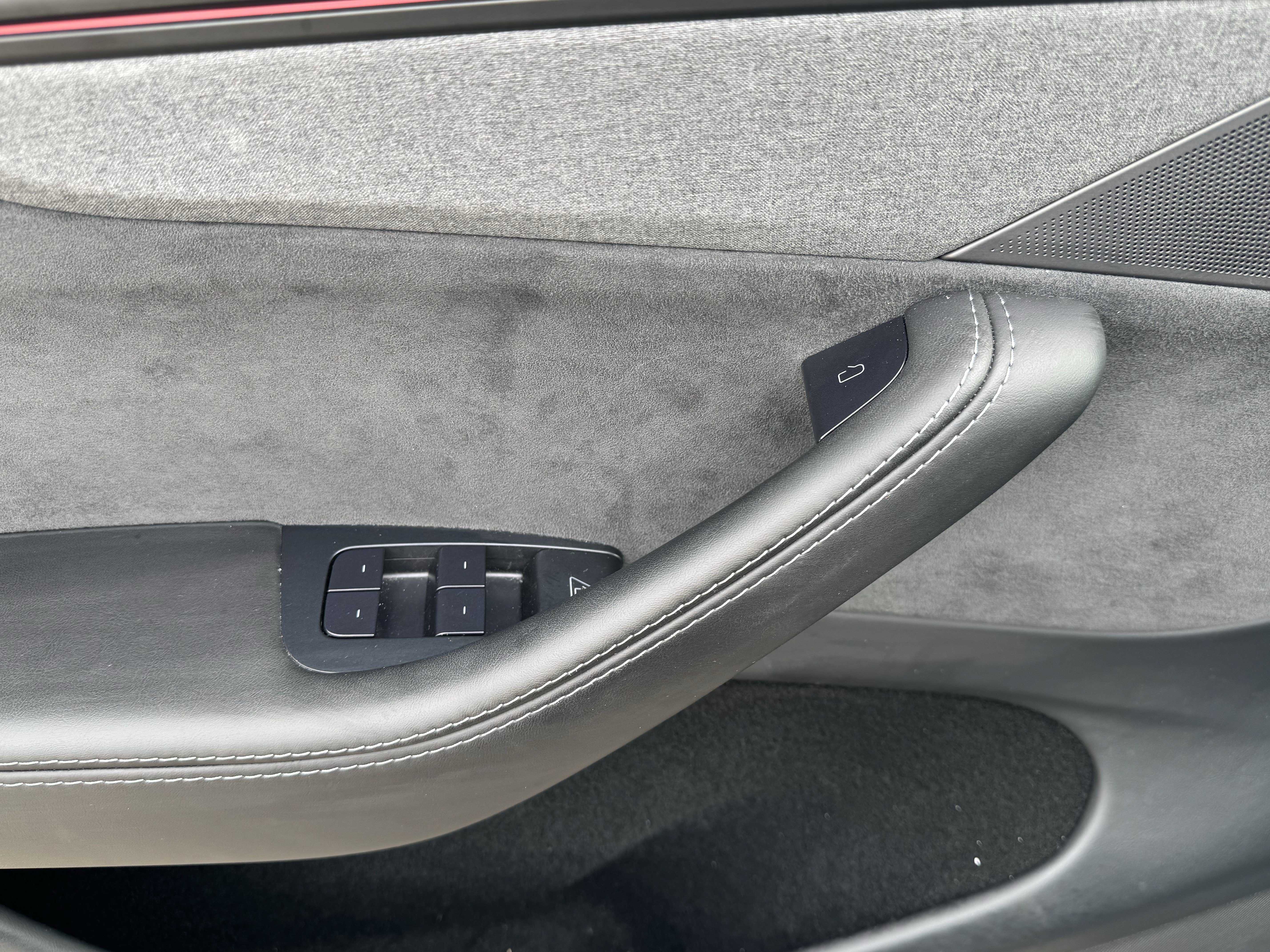Used 2026 Tesla Model Y Long Range AWD/4WD image 12