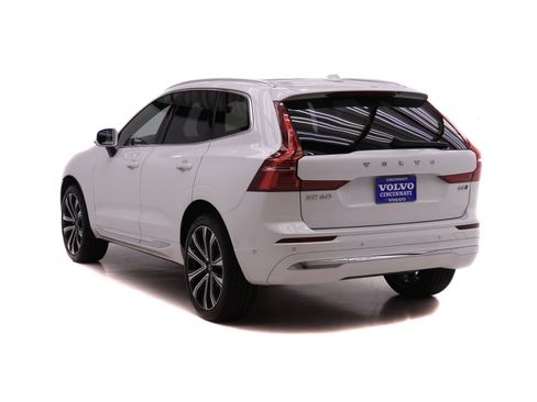 Used 2023 Volvo XC60 B5 Ultimate w/ Climate Package AWD/4WD image 5