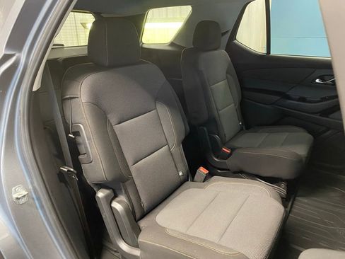 Used 2020 Chevrolet Traverse LT image 46
