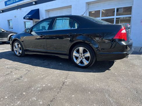 Used 2010 Ford Fusion Sport image 2