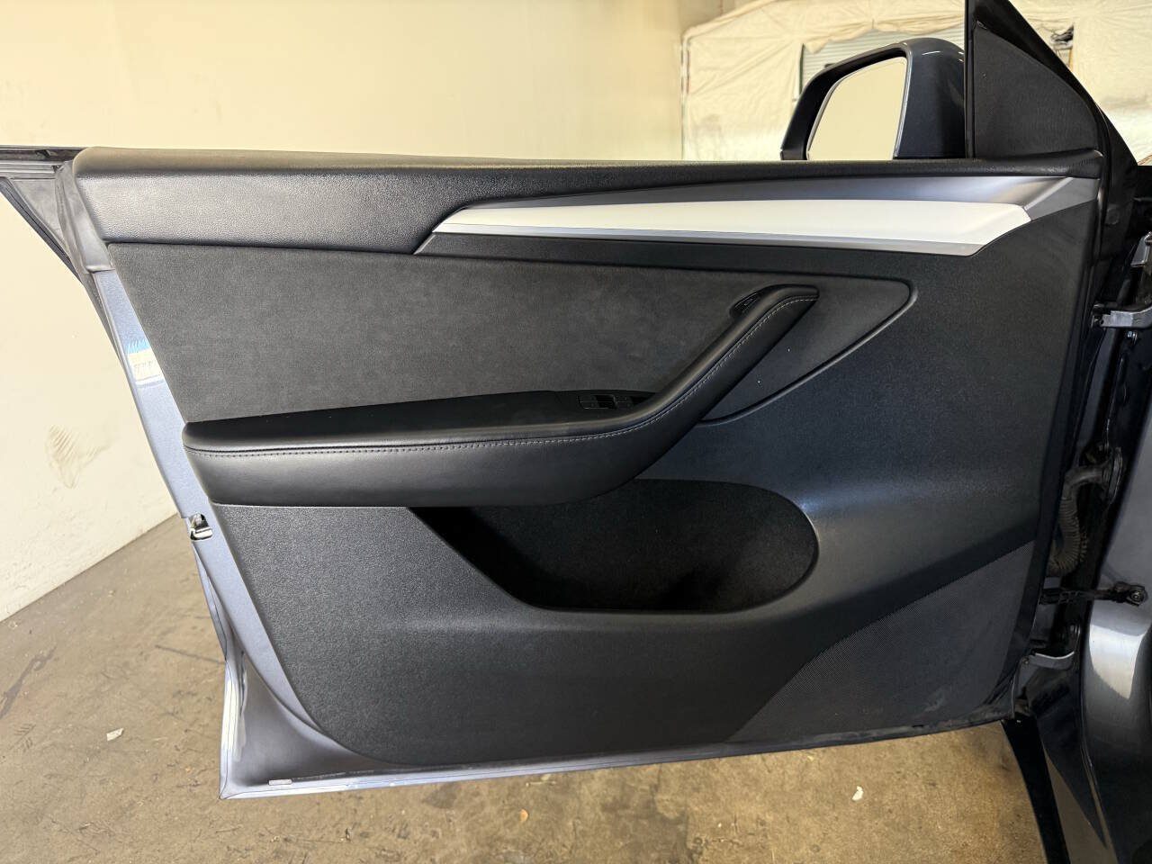 Used 2023 Tesla Model Y Performance AWD/4WD image 19
