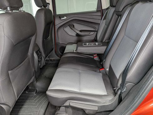 Used 2019 Ford Escape SE AWD/4WD image 21