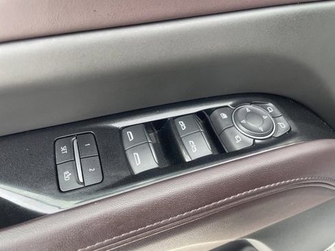 Used 2023 Cadillac Escalade Sport Platinum w/ LPO, ONYX Package image 11