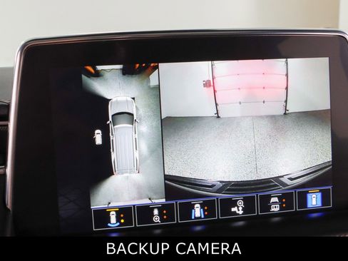 Used 2023 GMC Yukon AT4 w/ AT4 Premium Package image 20