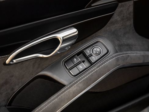 Certified 2016 Porsche 911 GT3 RWD image 28