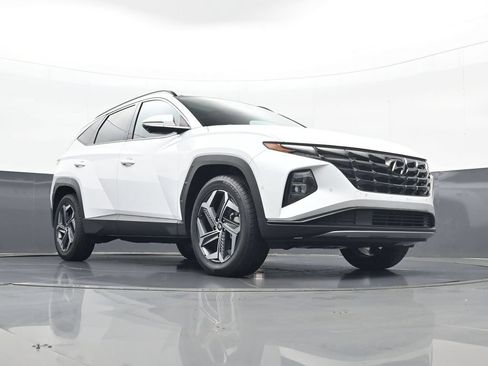 Certified 2022 Hyundai Tucson Limited AWD/4WD image 23