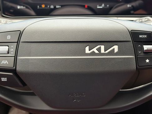 New 2026 Kia Sportage SX image 30