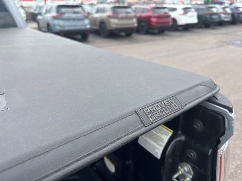 Used 2020 Toyota Tacoma TRD Off-Road AWD/4WD image 18