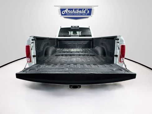Used 2017 RAM 3500 Laramie Longhorn w/ Cold Weather Group AWD/4WD image 25