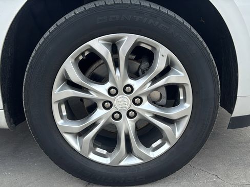 Used 2020 Buick Enclave Avenir w/ Avenir Technology Package image 34