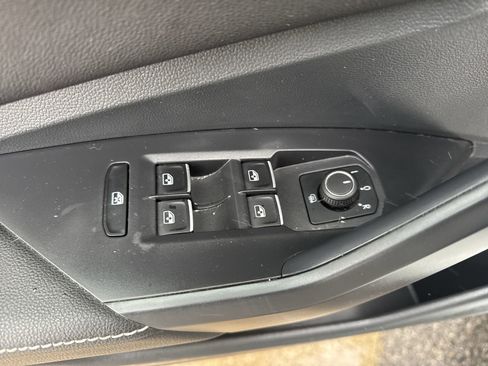 Certified 2023 Volkswagen Jetta Sport image 23