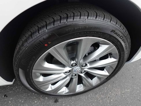 New 2026 Buick Envista Avenir FWD image 34