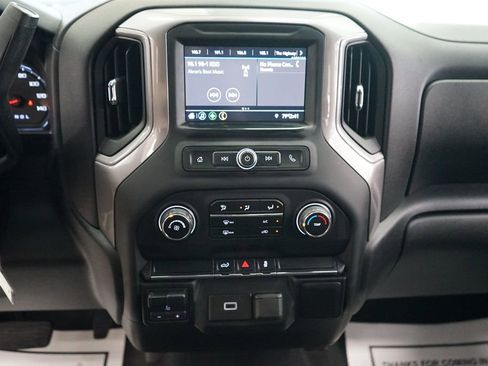 Used 2020 Chevrolet Silverado 2500 Custom w/ Custom Value Package AWD/4WD image 7