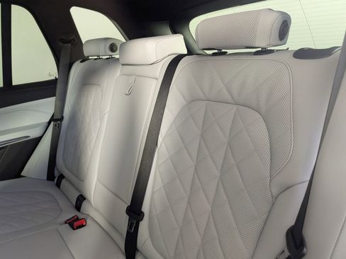 New 2026 BMW X5 xDrive50e AWD/4WD image 15