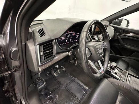 Used 2023 Audi SQ5 Prestige w/ Prestige Package image 34