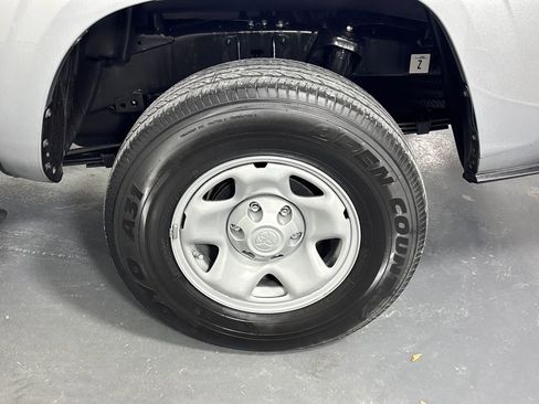 Used 2023 Toyota Tacoma SR w/ SR Convenience Package image 32