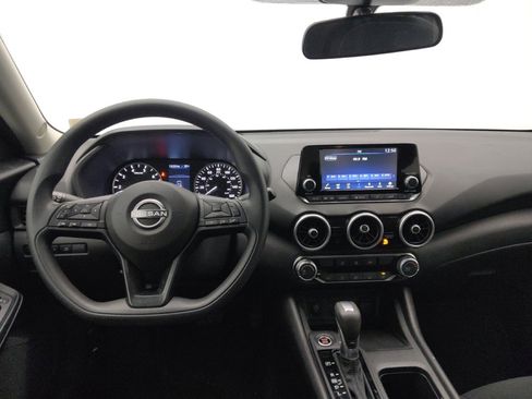 Used 2025 Nissan Sentra S image 22