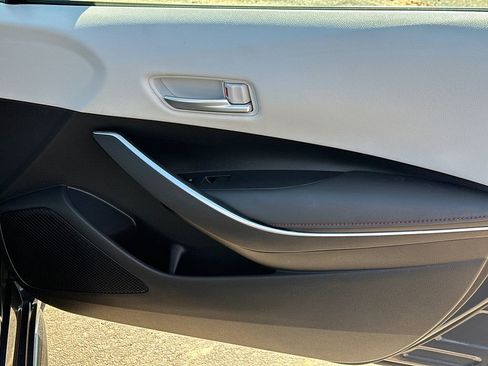 Used 2024 Toyota Corolla SE image 14