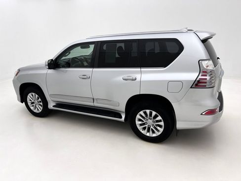 Used 2019 Lexus GX 460 image 14